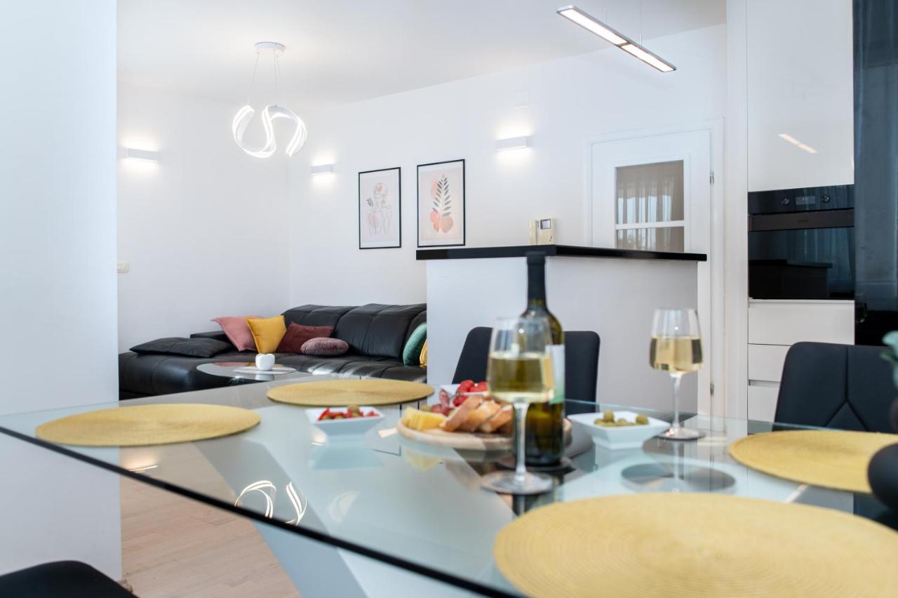 Salvia Apartment With Private Jacuzzi Split Buitenkant foto